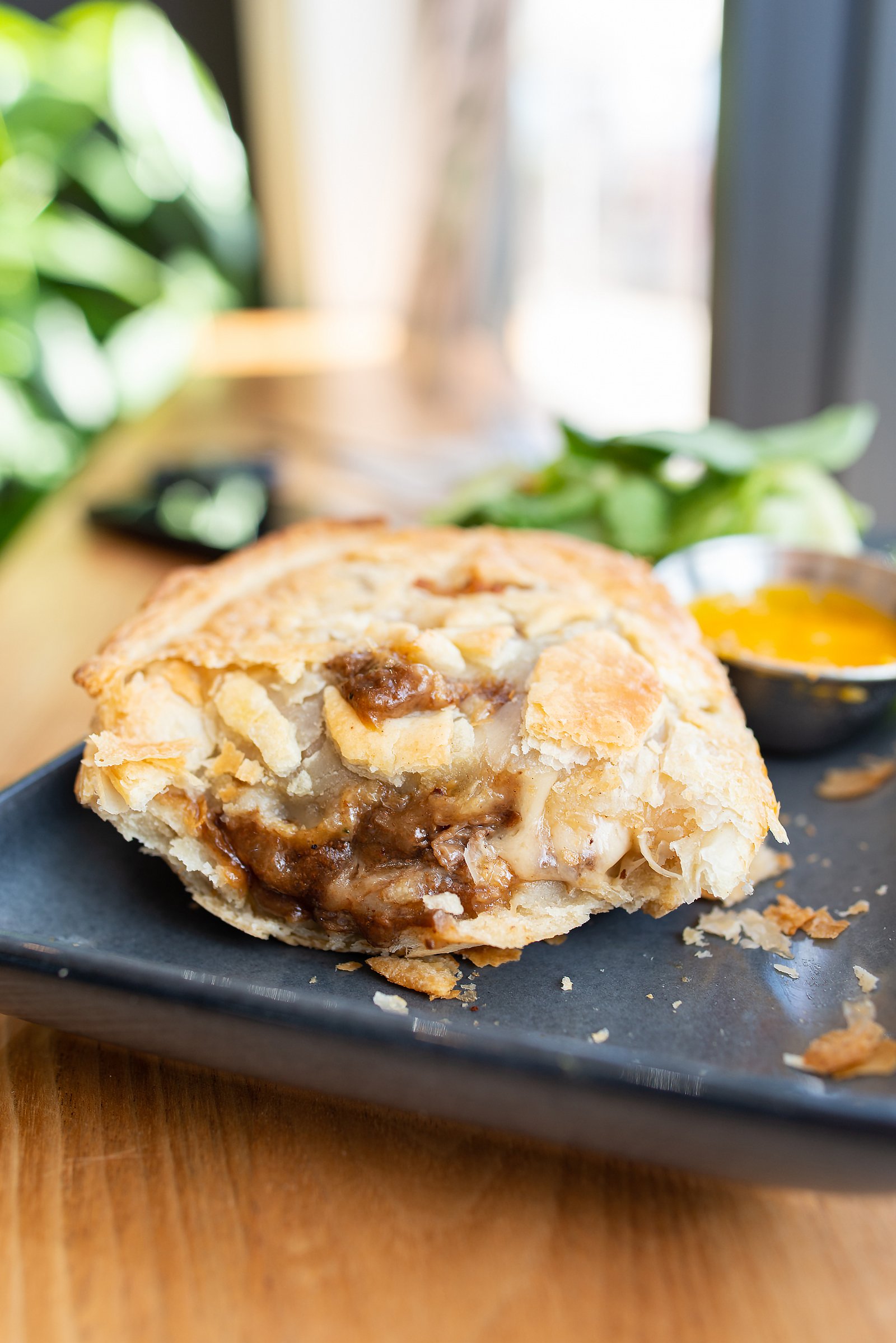 Mince And Cheese — New Zealand pie, Los Angeles